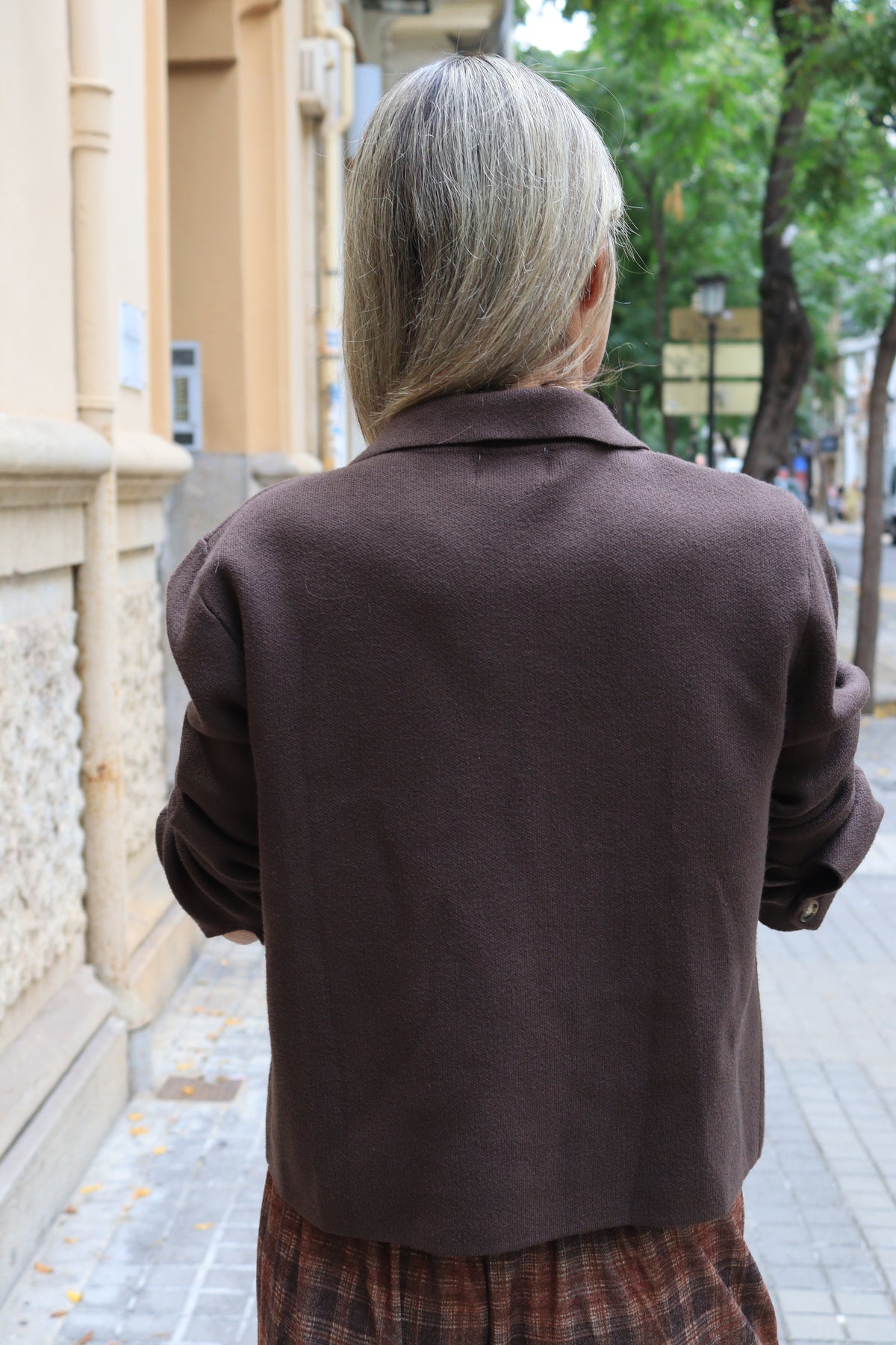 POLERA BOLSILLOS CHOCOLATE