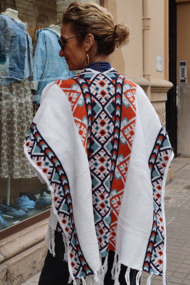 PONCHO CARMEN BLANCO