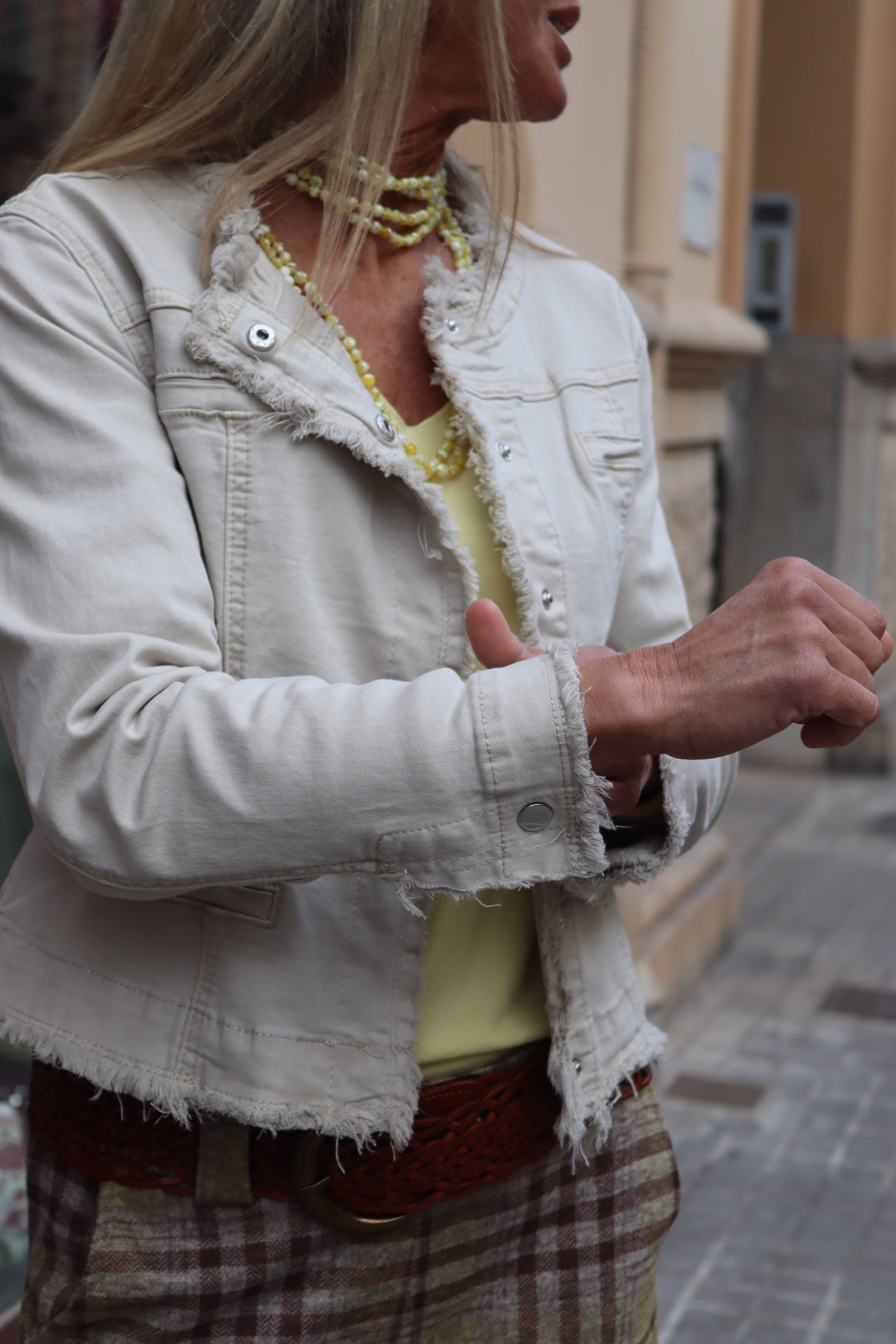 CHAQUETA VAQUERA MILA BEIG