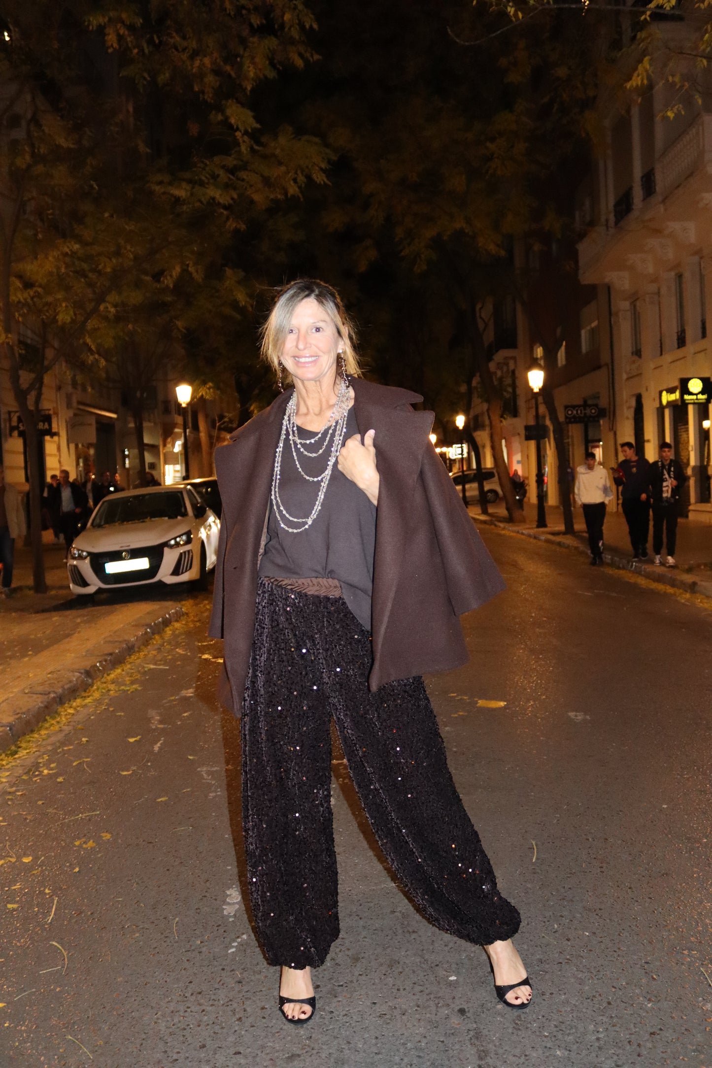 PANTALÓN BOMBACHO LENTEJUELAS MARRÓN