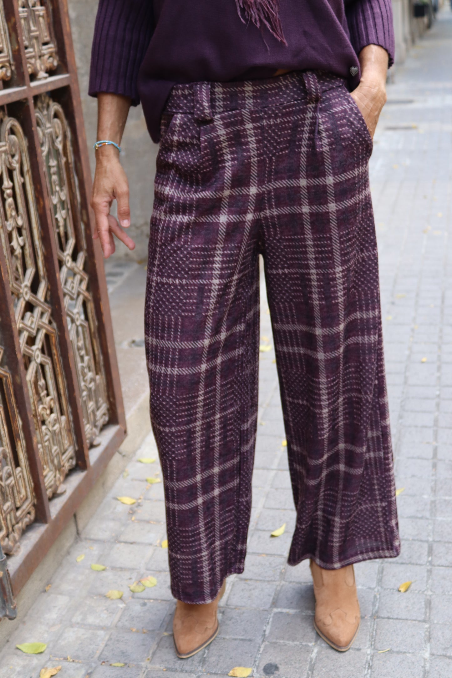 PANTALÓN ESCOCÉS BERENJENA