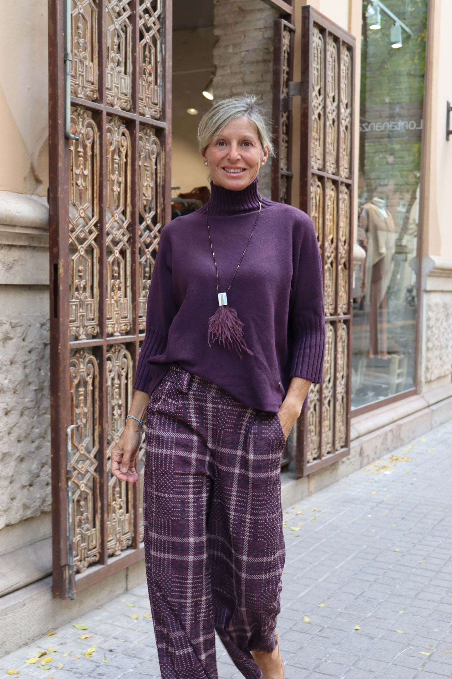 PANTALÓN ESCOCÉS BERENJENA