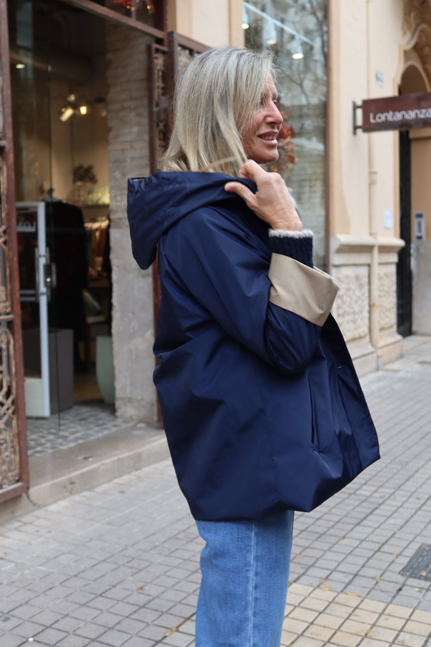 GABARDINA ANI CAPUCHA MARINO