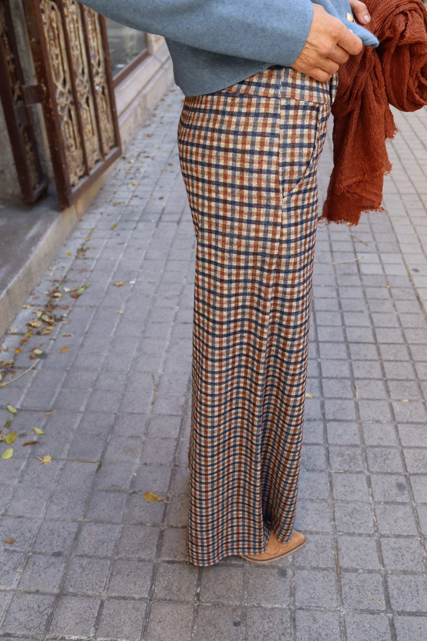 PANTALÓN CUADRO PEQUEÑO AZUL