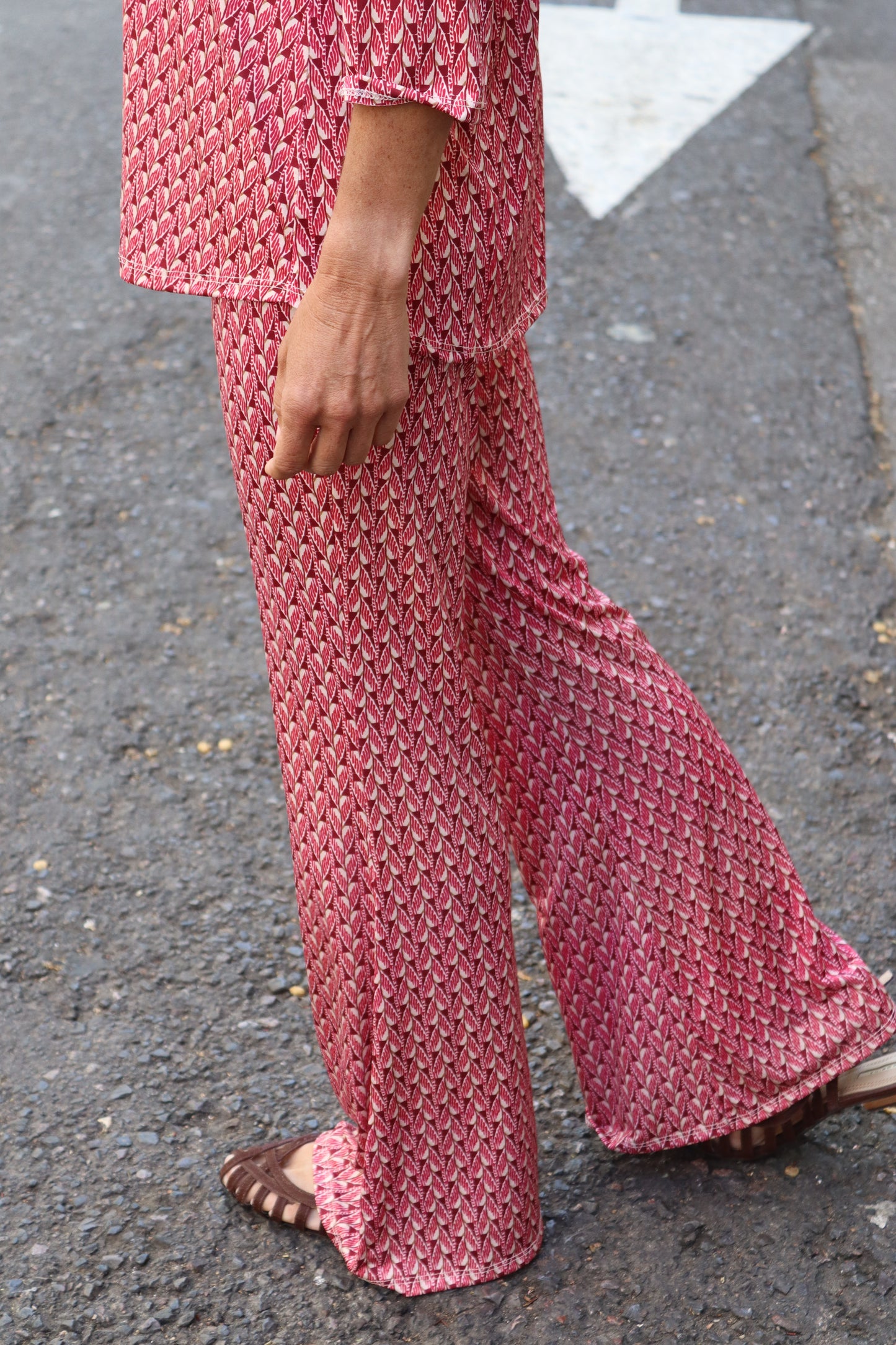 PANTALON CAMPANA MENORCA FRESA
