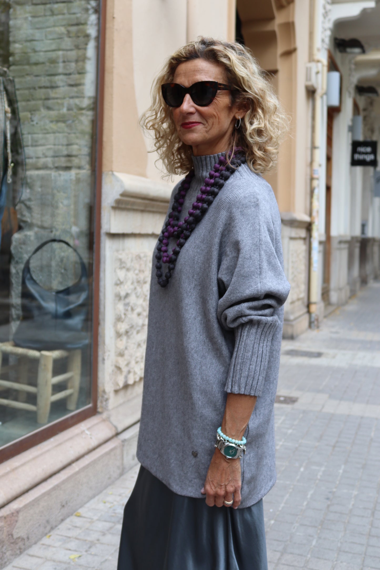 JERSEY VICTORIA LARGO GRIS