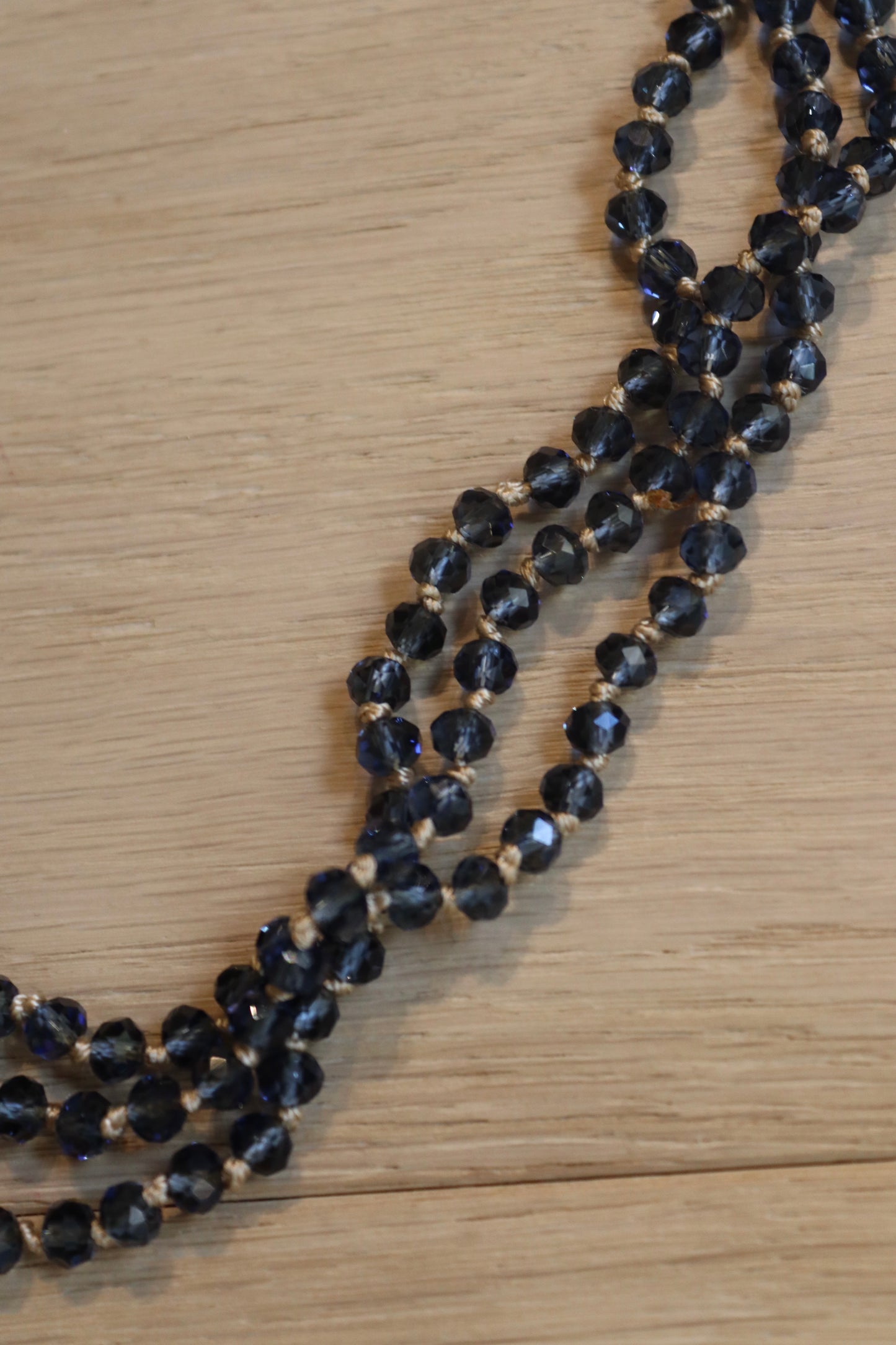 COLLAR ZOE GRIS AZULADO