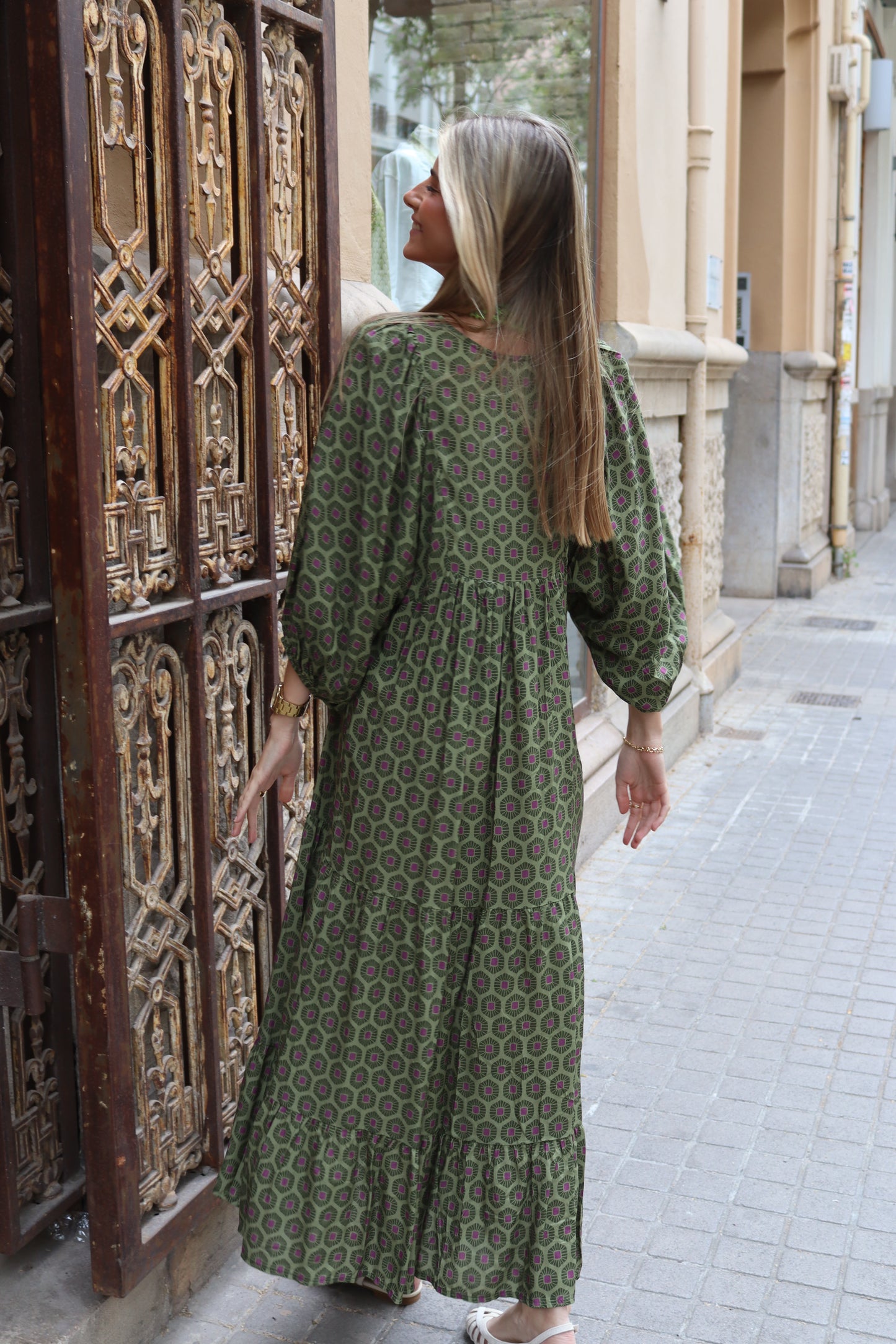 VESTIDO PILAR ABULLONADO PISTACHO