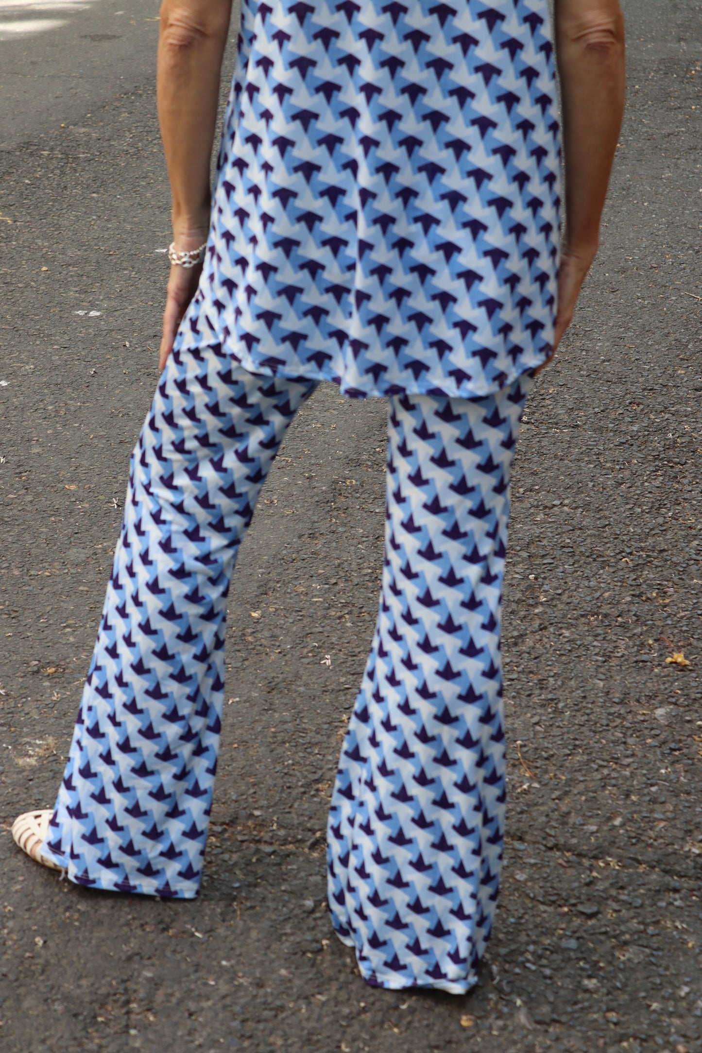 PANTALON TERE CAMPANA AZUL