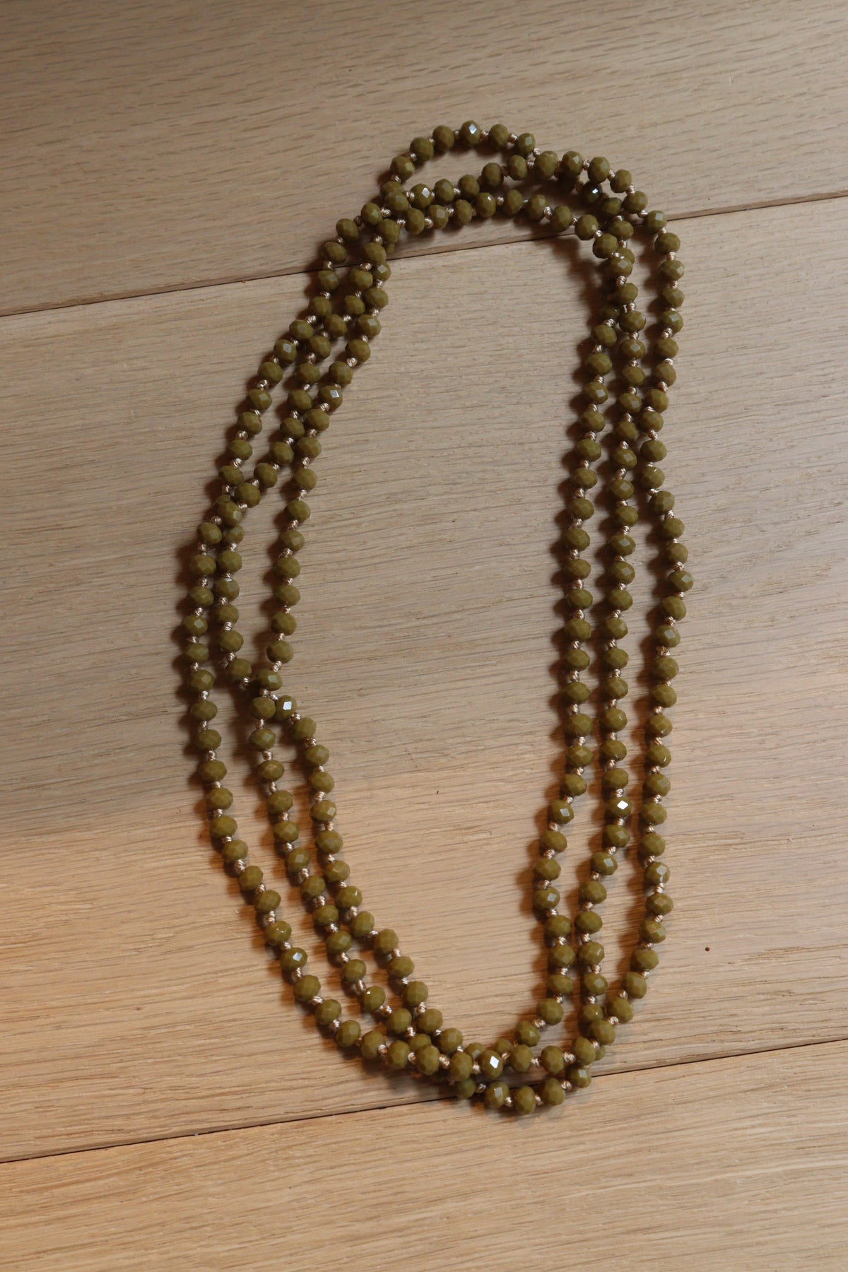 COLLAR ZOE PISTACHO