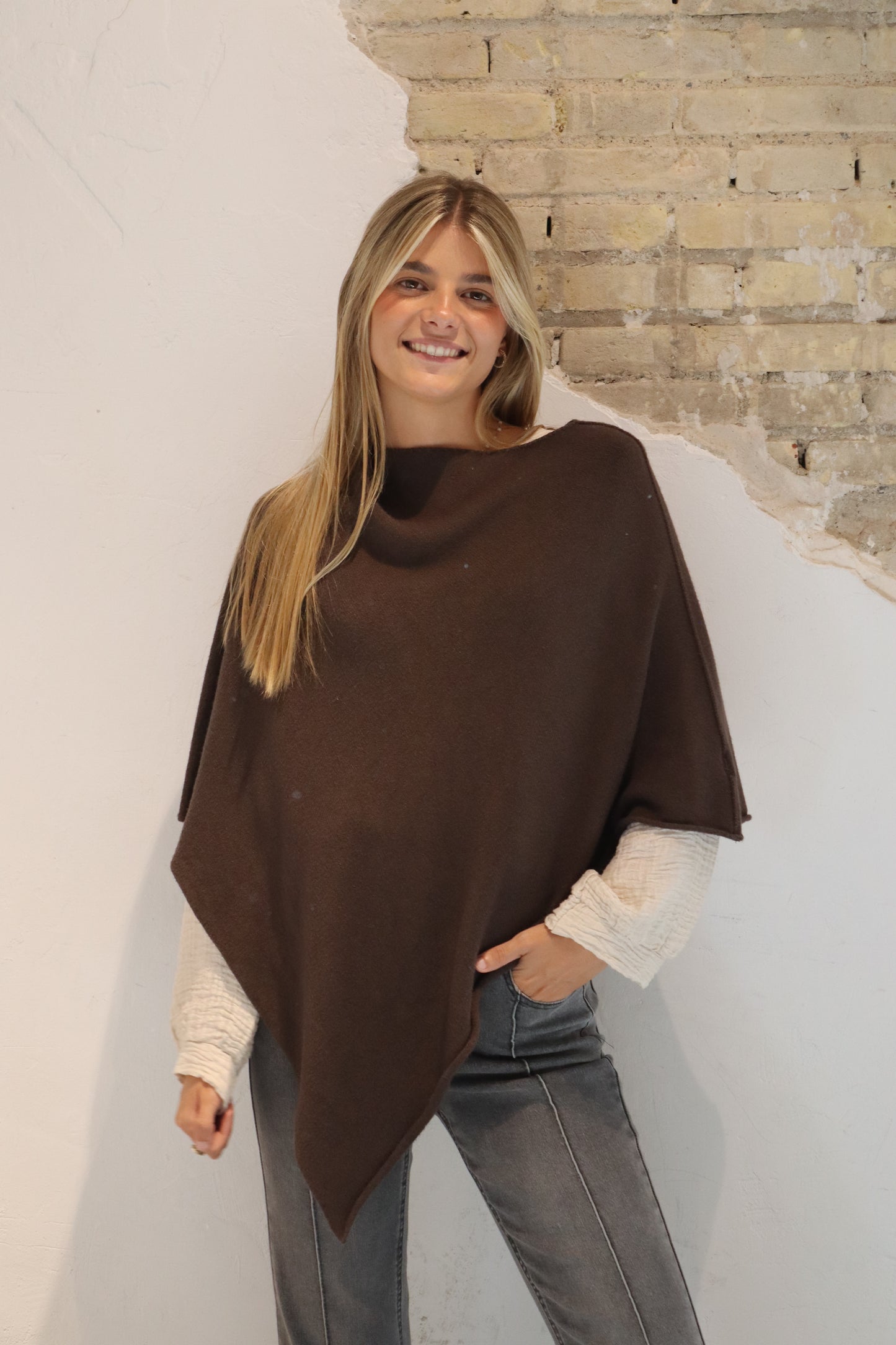 PONCHO LETI CHOCOLATE