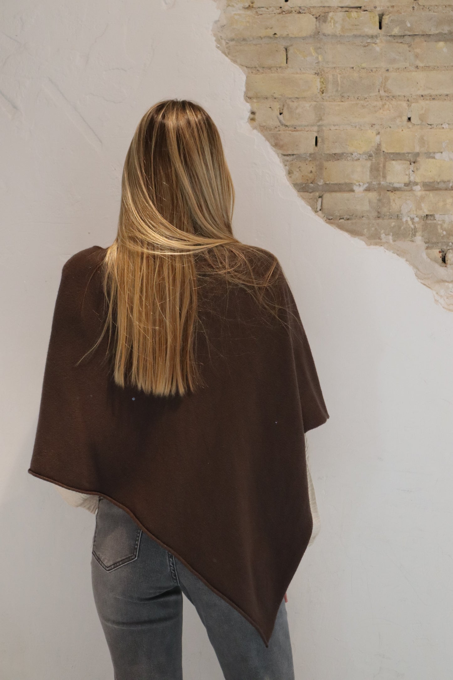 PONCHO LETI CHOCOLATE