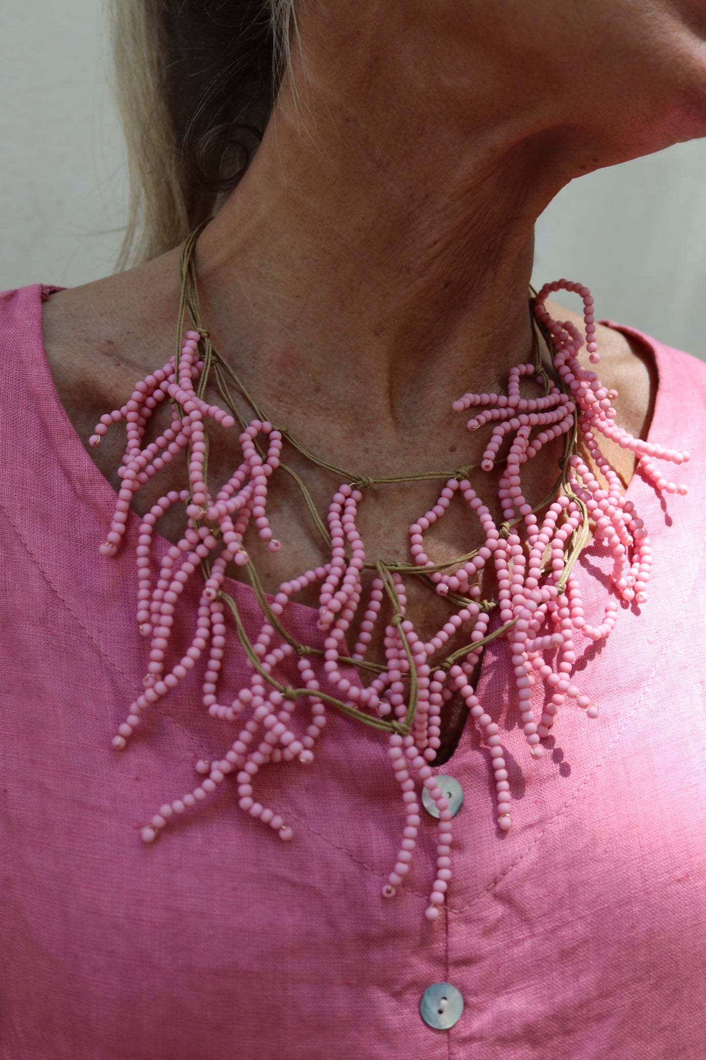 COLLAR NIZA ROSA