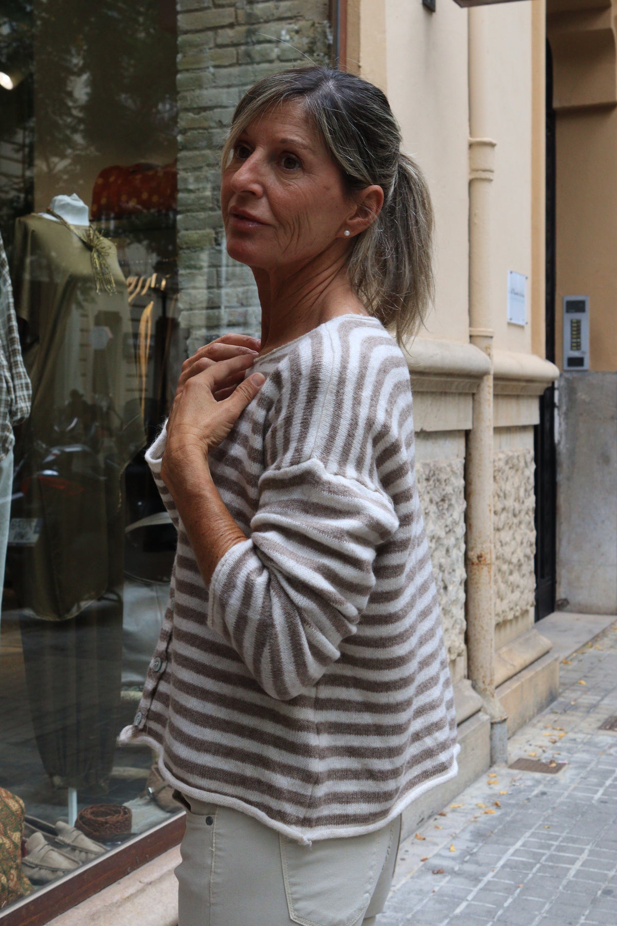 CHAQUETA RAYAS BEIGE
