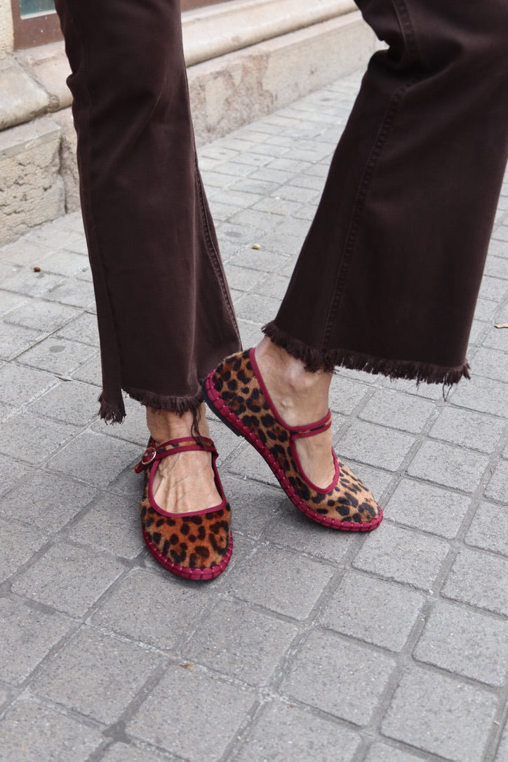 MANOLETINA LUCIA LEOPARDO