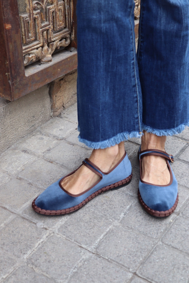 MANOLETINA LUCIA AZUL