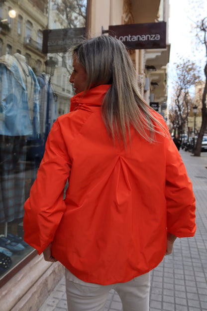 GABARDINA CORTA MERY NARANJA