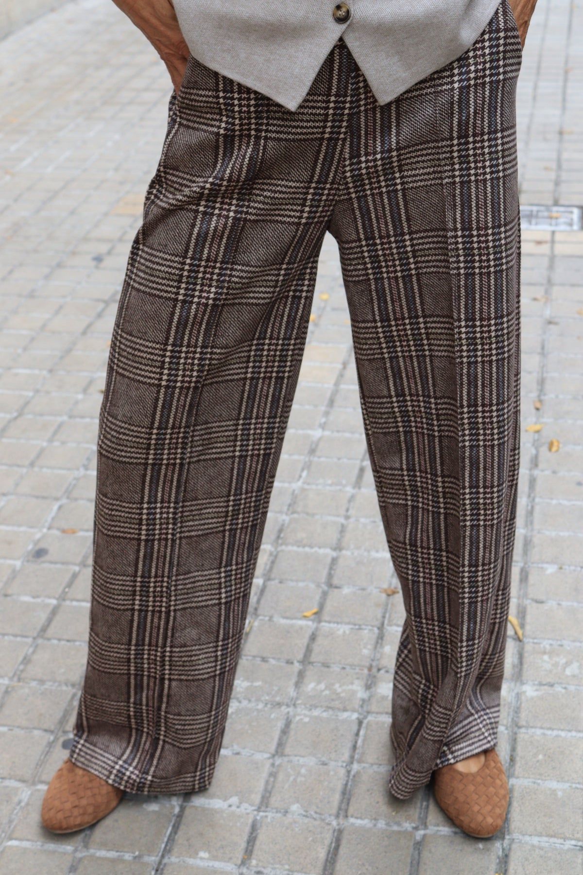 PANTALÓN CUADROS BEIGE