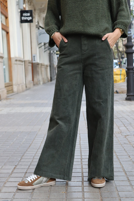 PANTALON EN VELOURS CÔTELÉ LILLY VERT