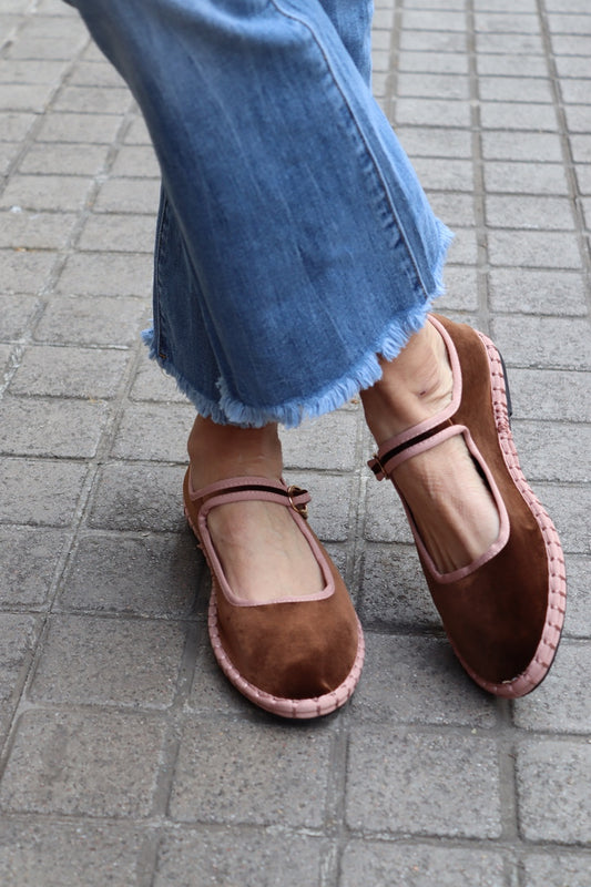 MANOLETINA LUCIA MARRON