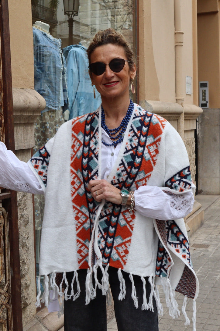 PONCHO CARMEN BLANCO