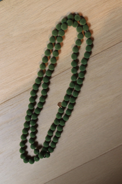 COLLAR TERCIOPELO PISTACHO