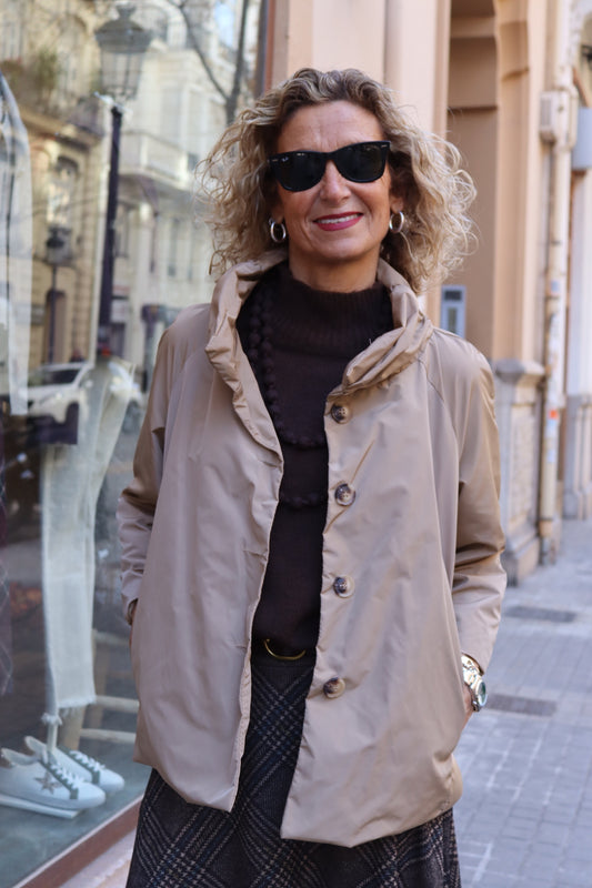 GABARDINA CORTA MERY TOPO