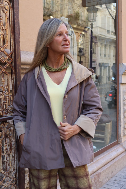 GABARDINA ANI CAPUCHA TOPO