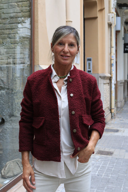 CHAQUETA RIZADA BURDEOS
