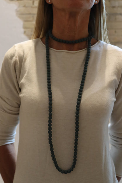 COLLAR EVA GRIS AZULADO