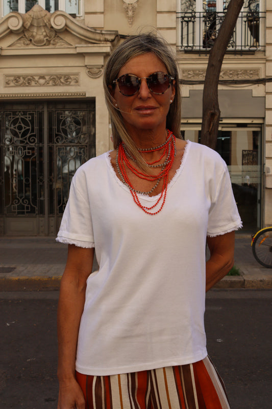 CAMISETA LUNA BLANCA