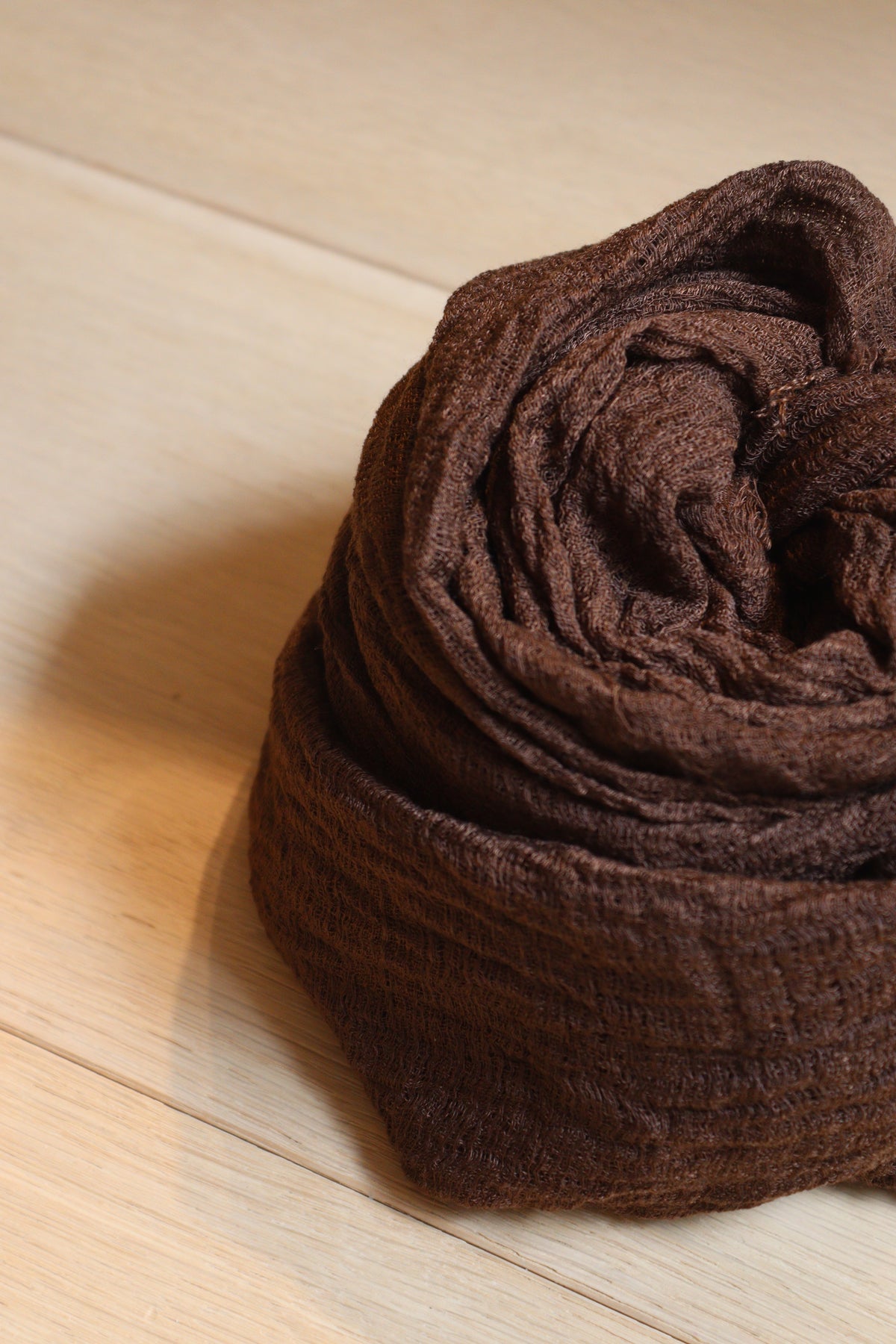 PAÑUELO LISO MARRON