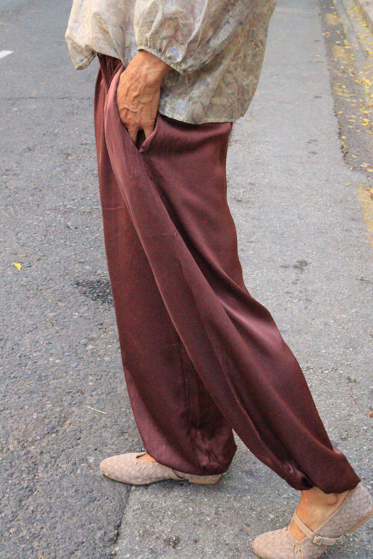 PANTALON BOMBACHO BERENJENA