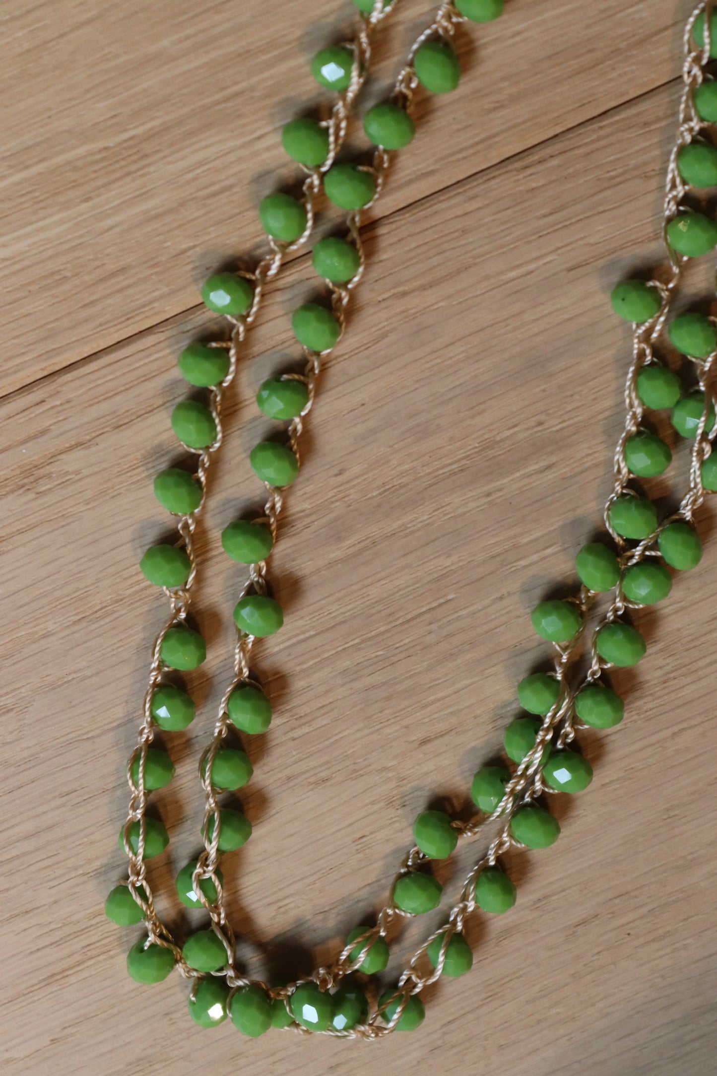 COLLAR TERESA CORTO VERDE