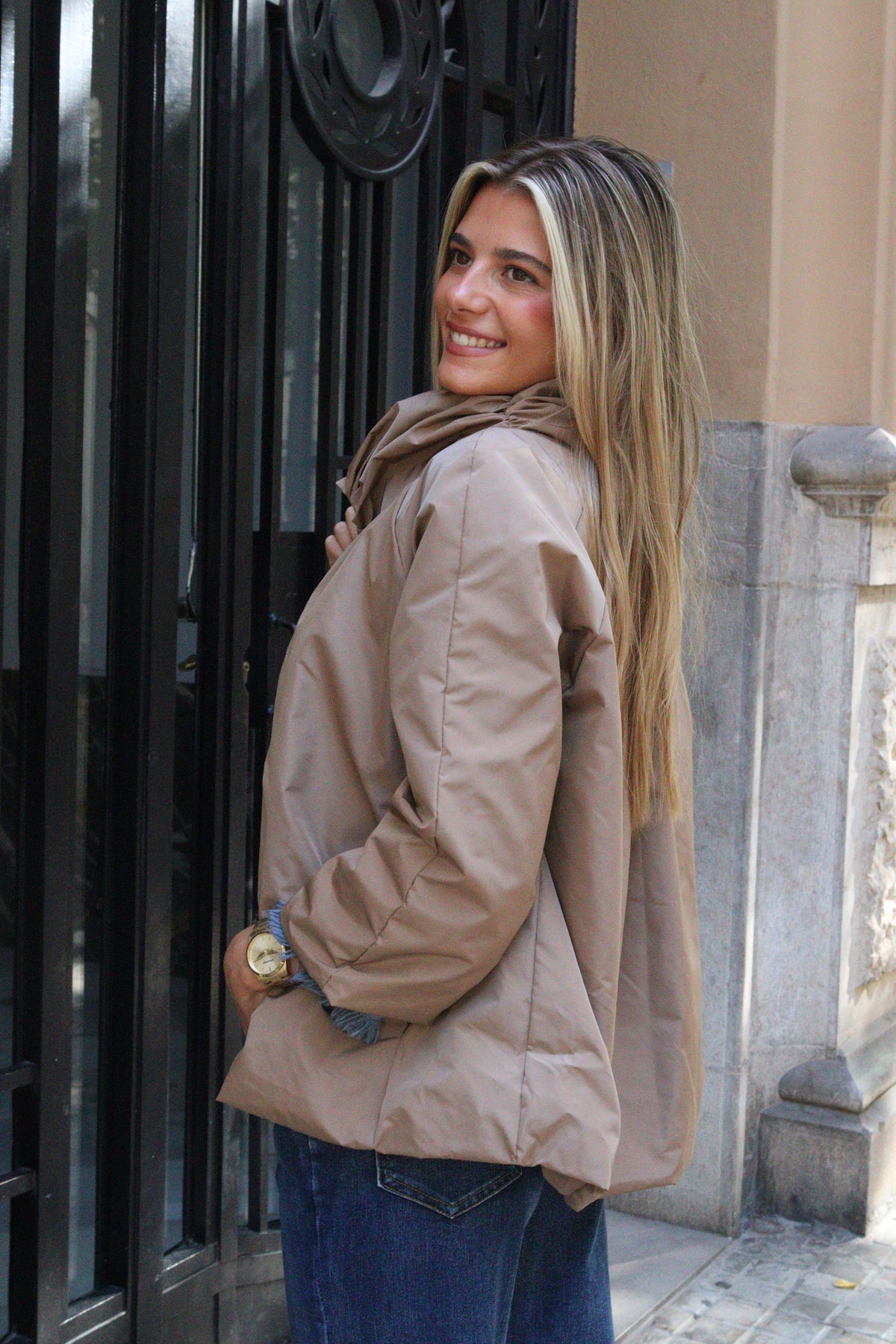 GABARDINA CORTA CAMEL