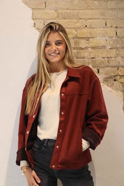 CHAQUETA ANTELINA VINO