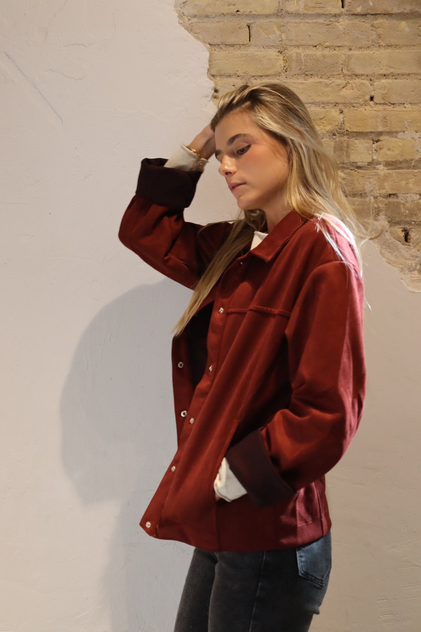CHAQUETA ANTELINA VINO