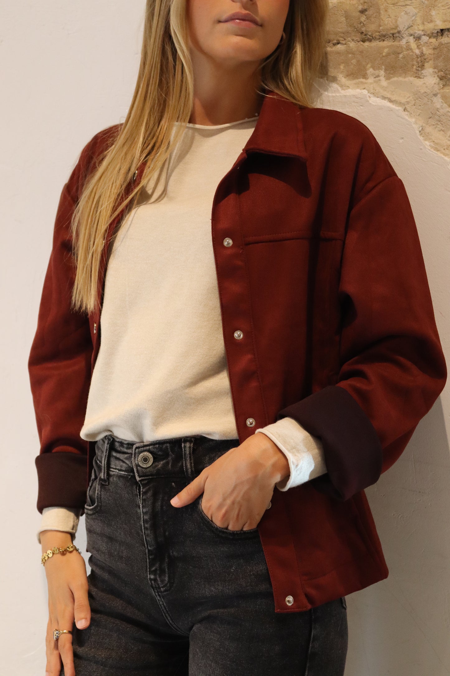 CHAQUETA ANTELINA VINO