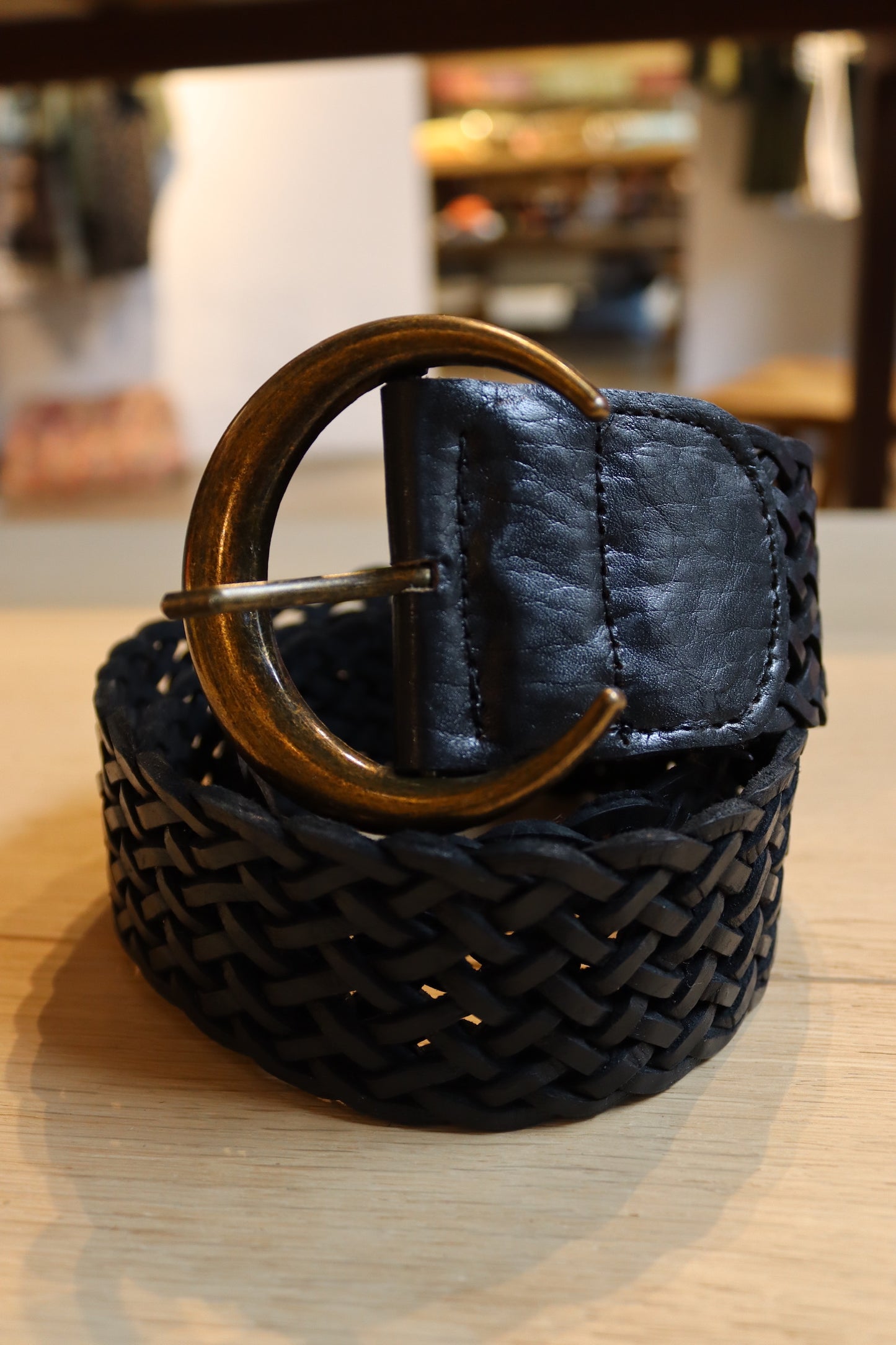 CINTURON HEBILLA LUNA NEGRO