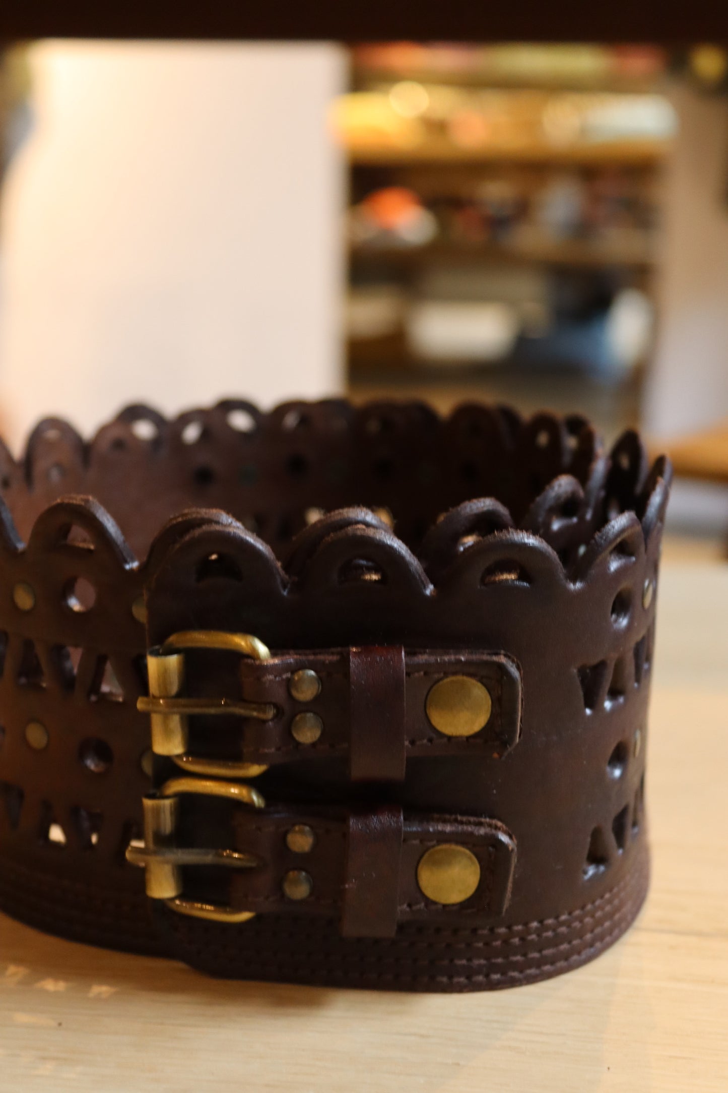 CINTURON ANCHO DOBLE HEBILLA MARRON