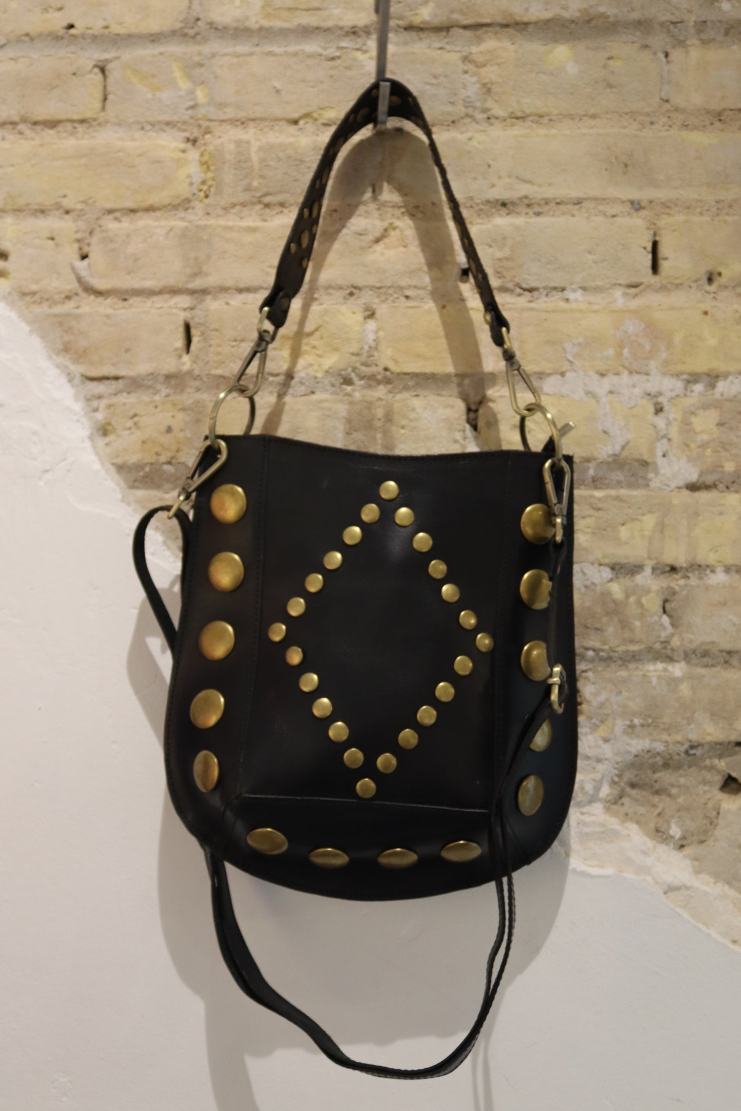 BOLSO TACHAS NEGRO