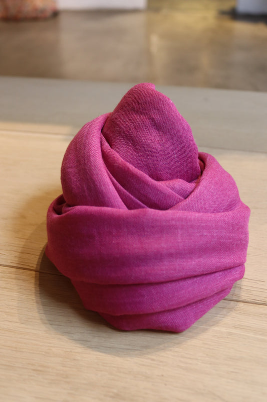 PAÑUELO LISO ROSA FUCSIA