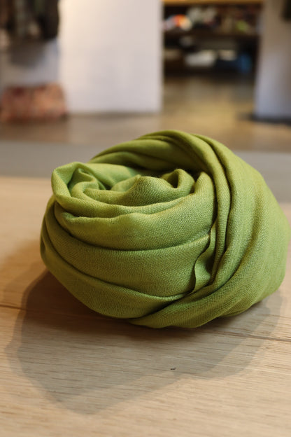 PAÑUELO LISO PISTACHO