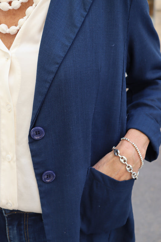 AMERICANA LUISA MARINO