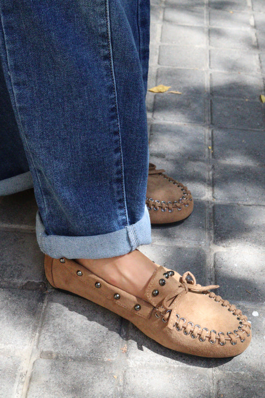 MOCASIN TACHAS CAMEL