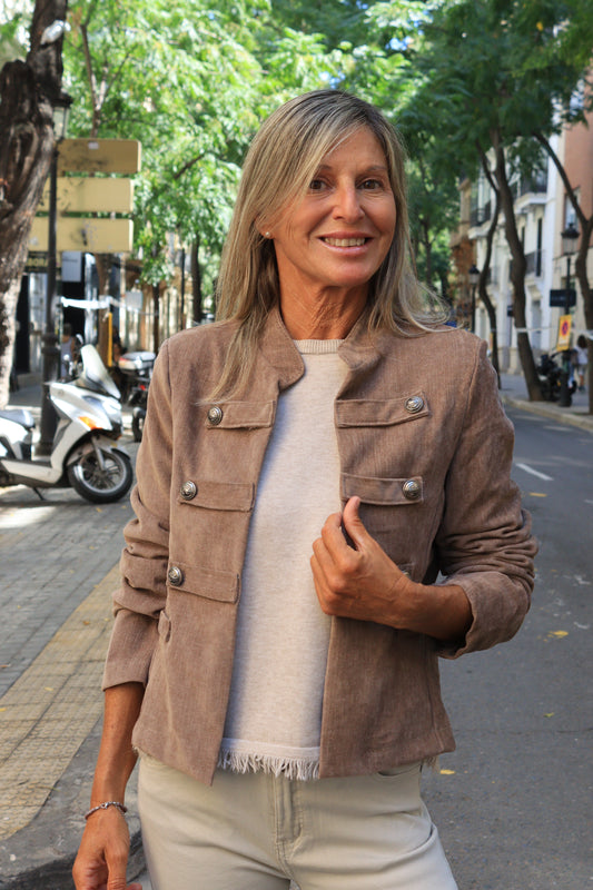 CHAQUETA BOTONES BEIGE