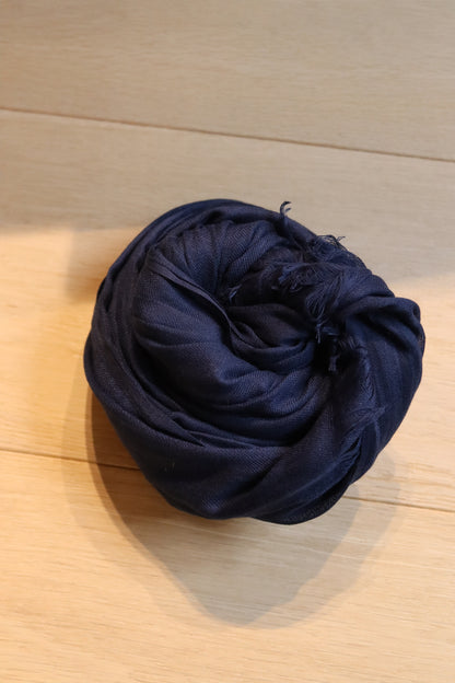 PAÑUELO LISO MARINO