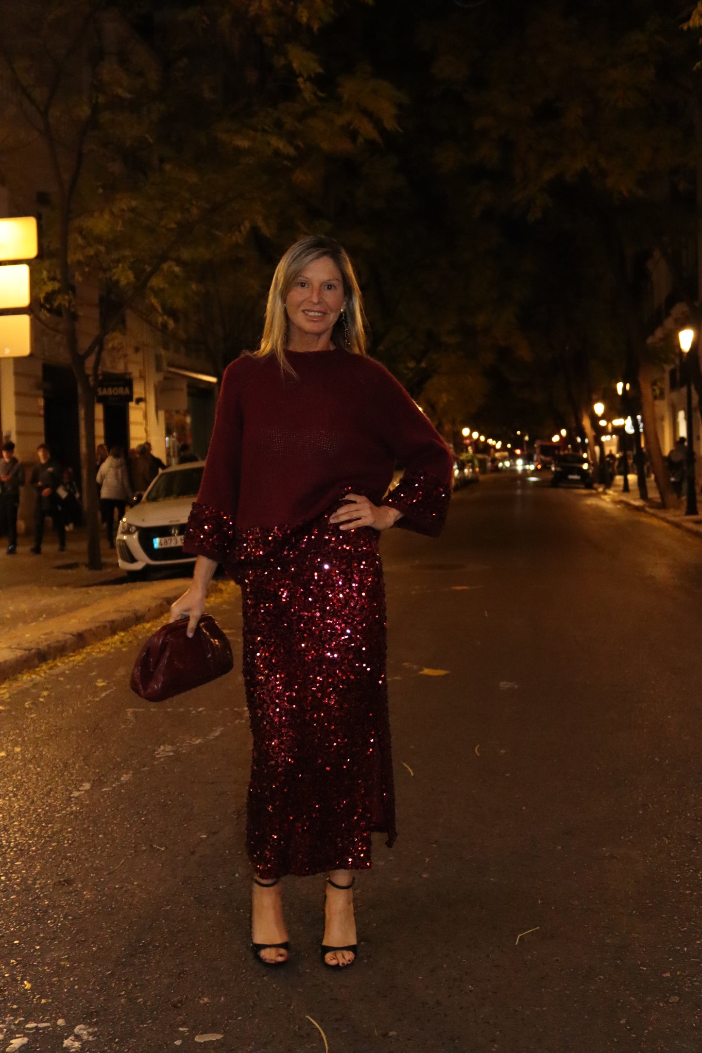 JERSEY LENTEJUELAS GRANATE