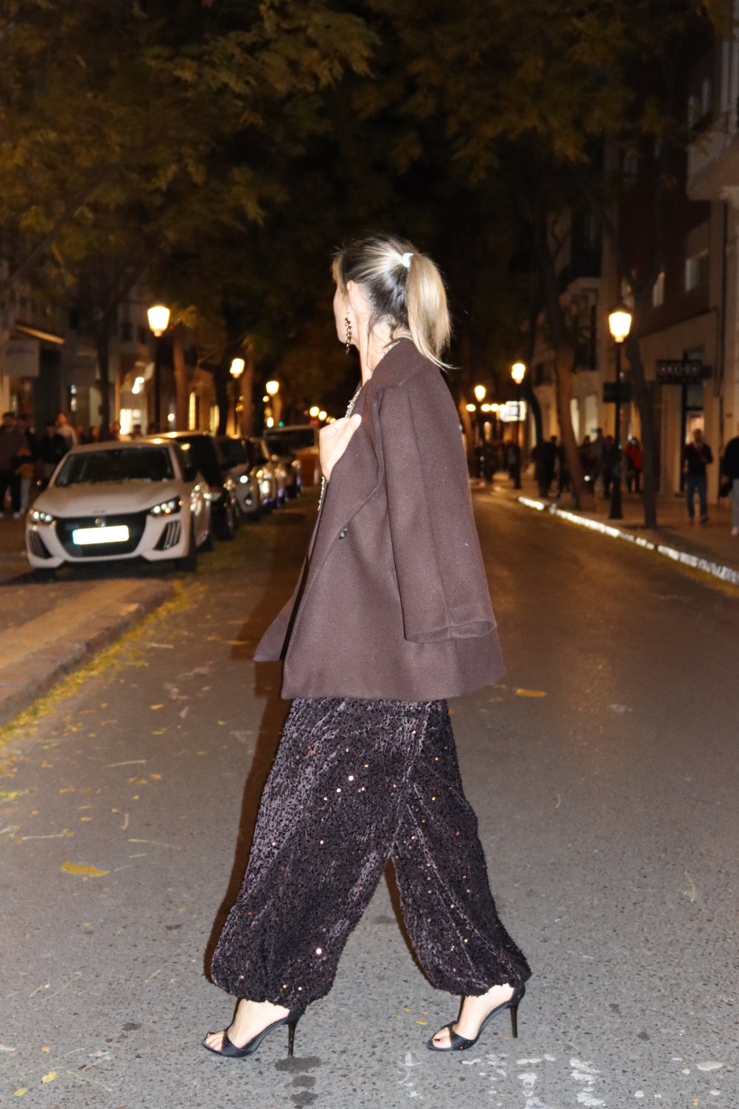 PANTALÓN BOMBACHO LENTEJUELAS MARRÓN