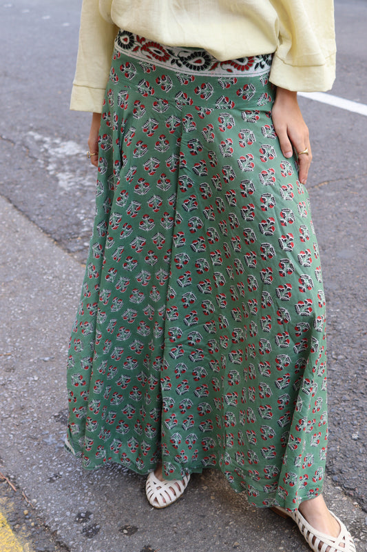 FALDA PANTALÓN ESTAMPADA VERDE